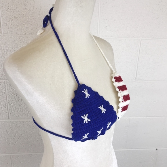 Crochet Stars Stripes triangle bikini top NWT S - Picture 4 of 7